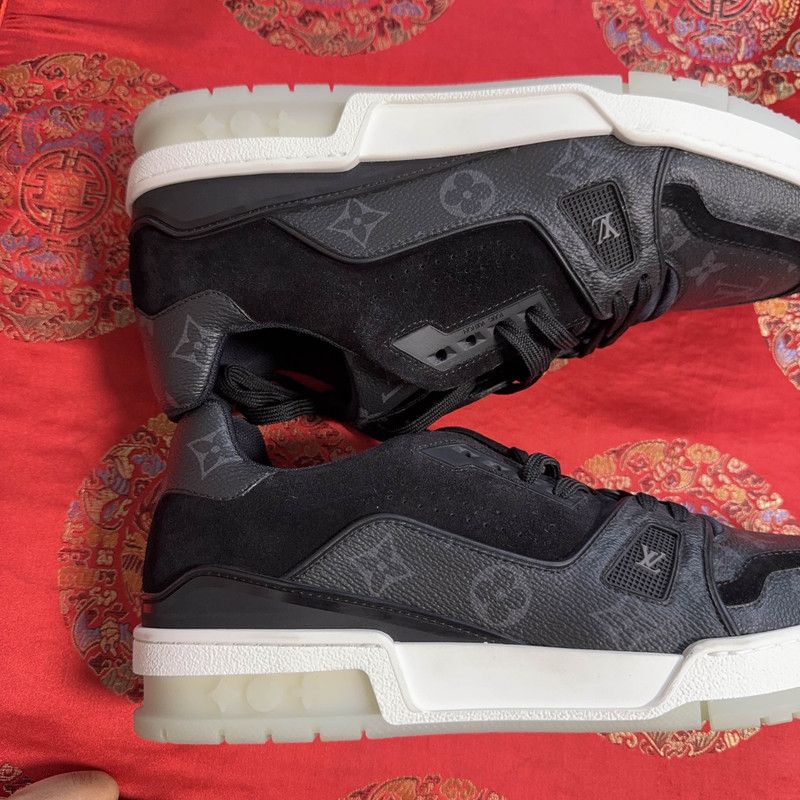 Louis Vuitton Louis Vuitton Black Trainer Low-Top Sneakers 0079 Size US 9 / EU 42 - 10 Thumbnail