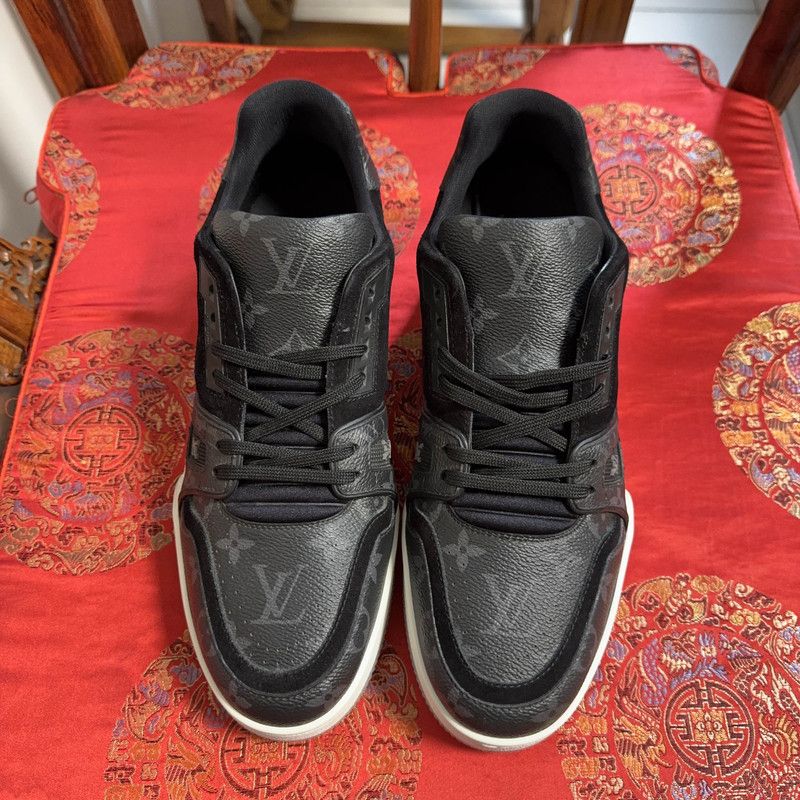 Louis Vuitton Louis Vuitton Black Trainer Low-Top Sneakers 0079 Size US 9 / EU 42 - 2 Thumbnail