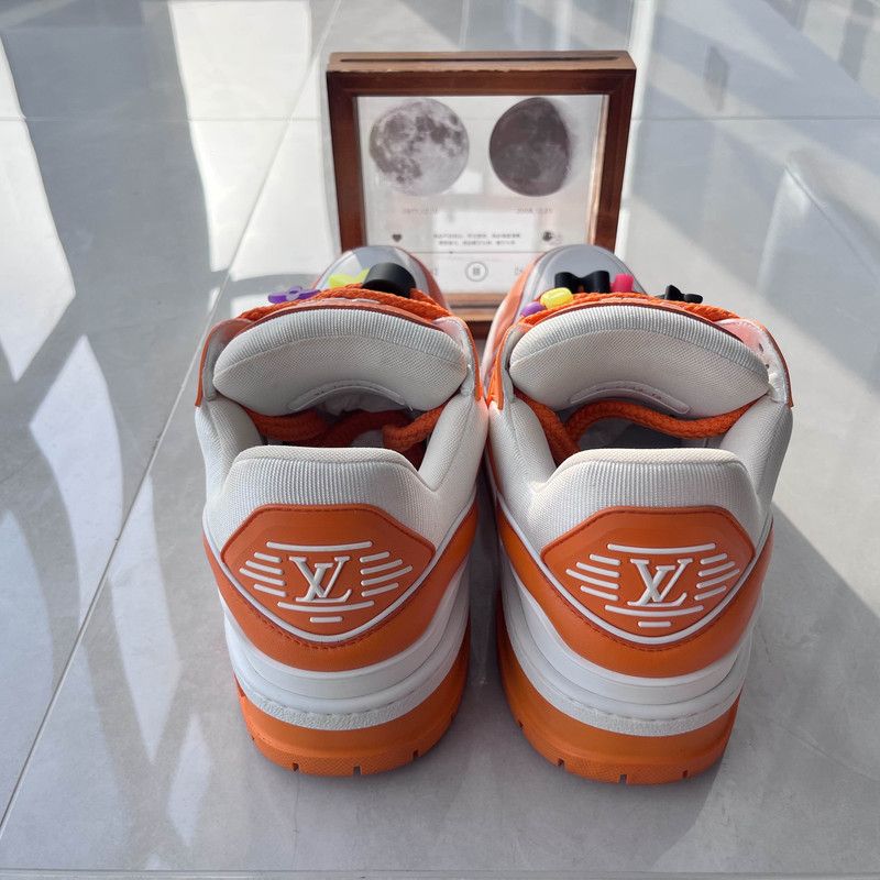 Louis Vuitton Louis Vuitton Trainer Maxi Fashion Sneakers for Men 0079 Size US 10.5 / EU 43-44 - 3 Thumbnail