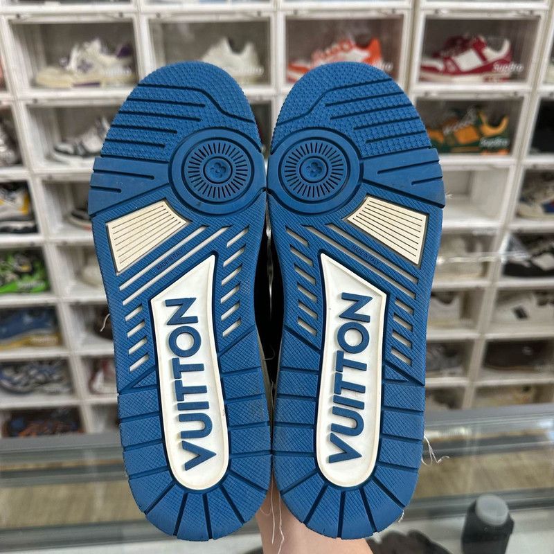 Louis Vuitton Louis Vuitton Trainer Low Fashion Sneakers in Black Blue 0079 Size US 9.5 / EU 42-43 - 4 Thumbnail