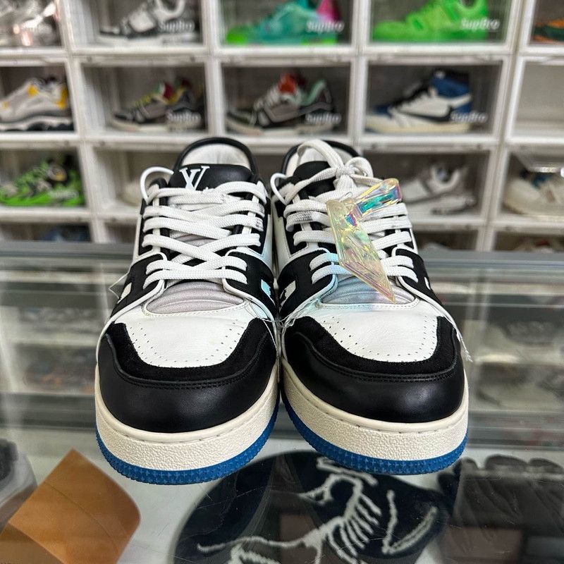 Louis Vuitton Louis Vuitton Trainer Low Fashion Sneakers in Black Blue 0079 Size US 9.5 / EU 42-43 - 2 Thumbnail