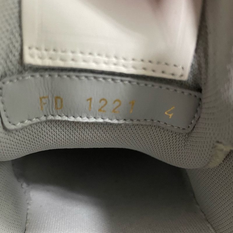 Louis Vuitton Louis Vuitton White Trainer Low Top Sneakers 0079 Size US 7.5 / EU 40-41 - 5 Thumbnail