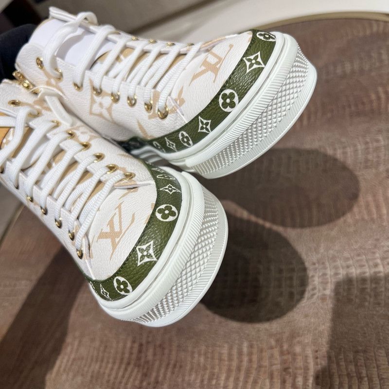Louis Vuitton Louis Vuitton Stylish High-Top Sneakers 0079 Size US 5.5 / EU 38 - 14 Thumbnail