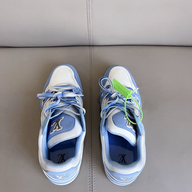 Louis Vuitton Louis Vuitton Trainer Low Top Sneakers for Everyone 0079 Size US 10.5 / EU 43-44 - 4 Thumbnail