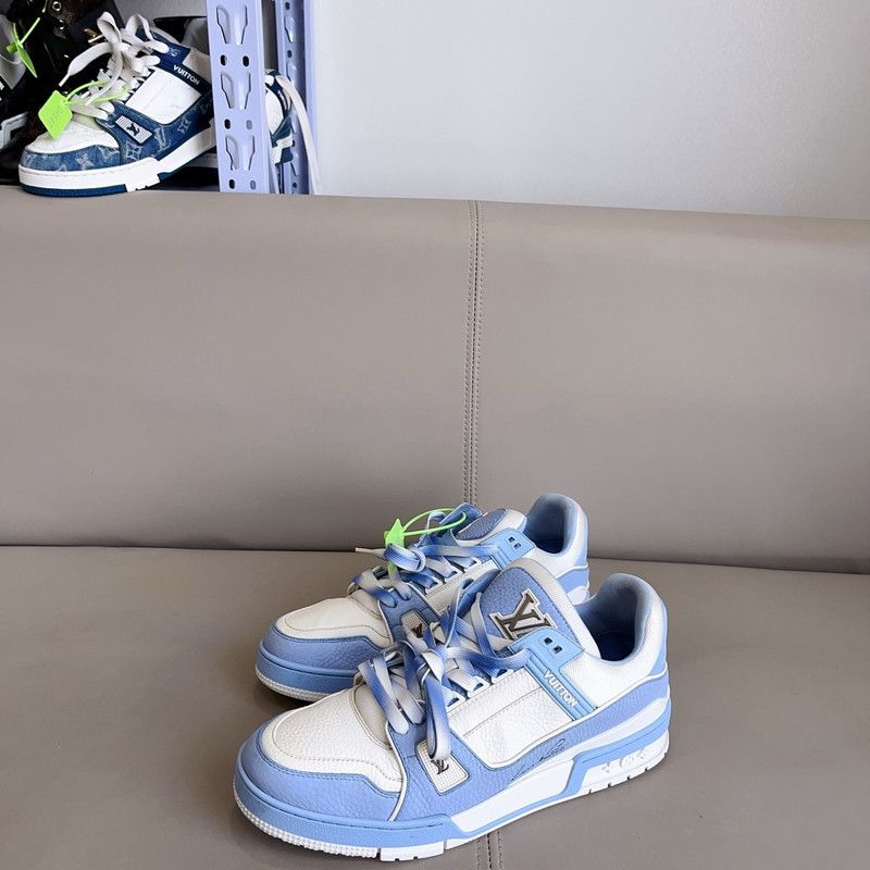 Louis Vuitton Louis Vuitton Trainer Low Top Sneakers for Everyone 0079 Size US 10.5 / EU 43-44 - 2 Thumbnail