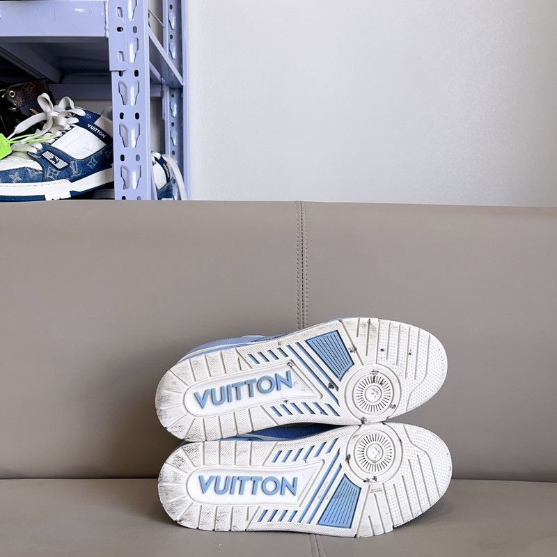 Louis Vuitton Louis Vuitton Trainer Low Top Sneakers for Everyone 0079 Size US 10.5 / EU 43-44 - 7 Thumbnail