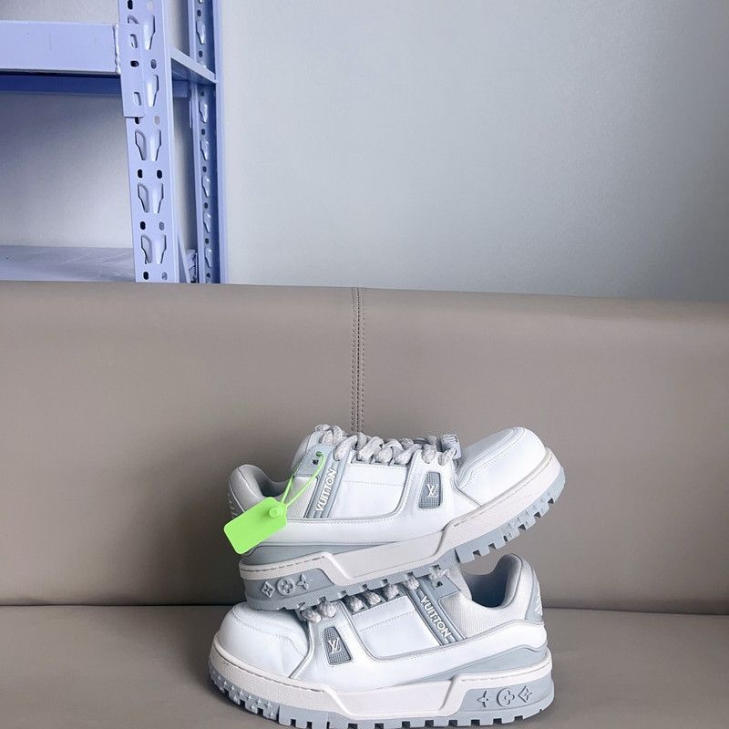 Louis Vuitton Louis Vuitton Trainer Low-Top Sneakers for Men 0079 Size US 10.5 / EU 43-44 - 7 Thumbnail