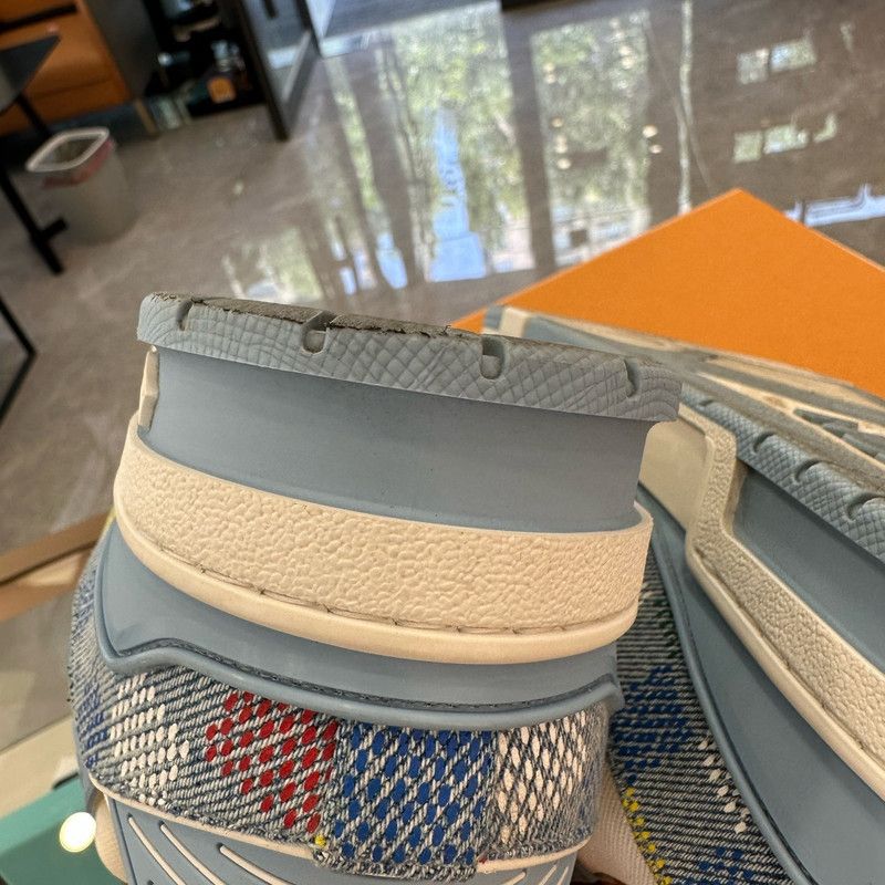 Louis Vuitton Louis Vuitton 2025 Spring/Summer Denim Trainers 0079 Size US 8 / EU 41 - 8 Thumbnail
