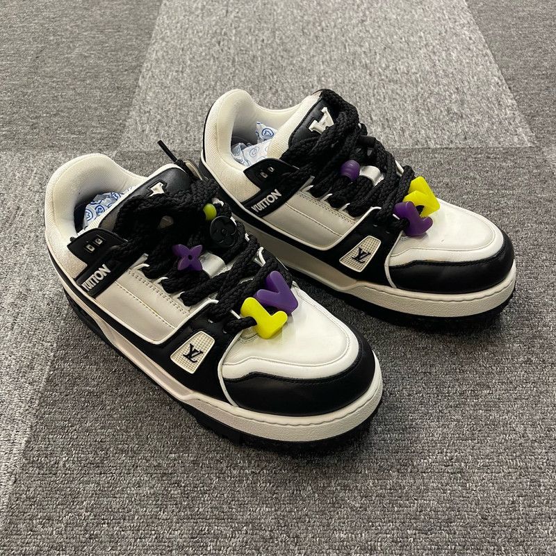 Louis Vuitton Louis Vuitton Trainer Maxi Low Top Sneakers 0079 Size US 8.5 / EU 41-42 - 2 Thumbnail