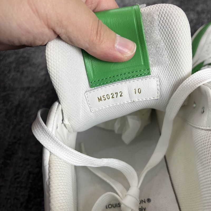 Louis Vuitton Louis Vuitton Green and White Low-Top Sneakers 0079 Size US 10.5 / EU 43-44 - 5 Thumbnail