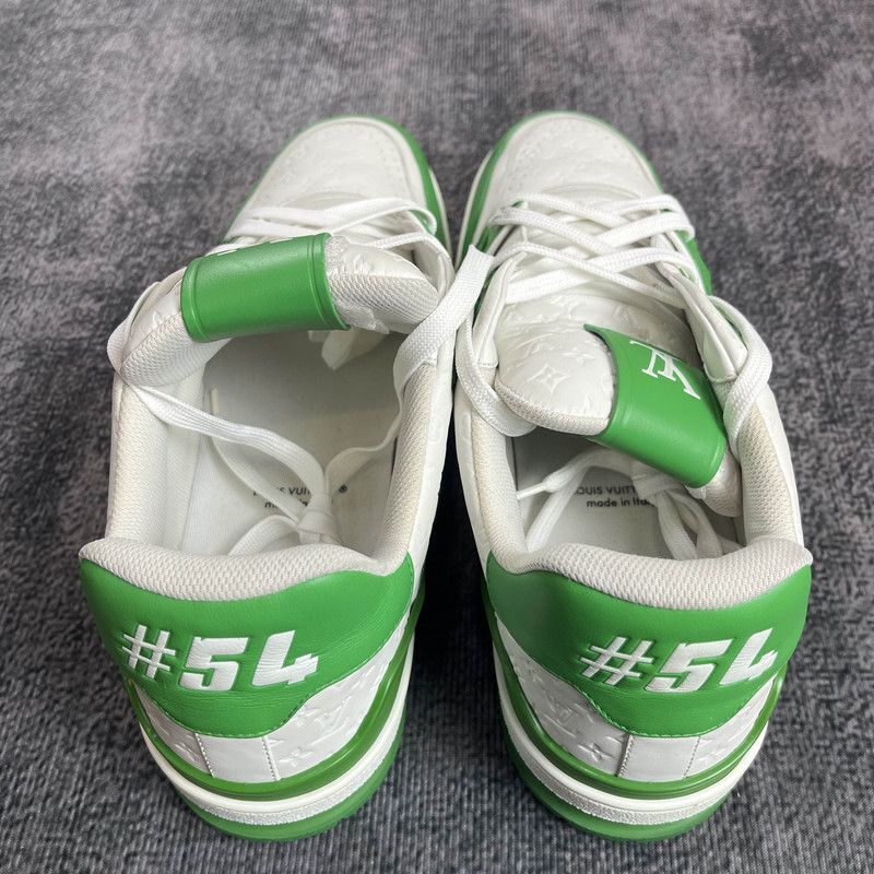 Louis Vuitton Louis Vuitton Green and White Low-Top Sneakers 0079 Size US 10.5 / EU 43-44 - 3 Thumbnail