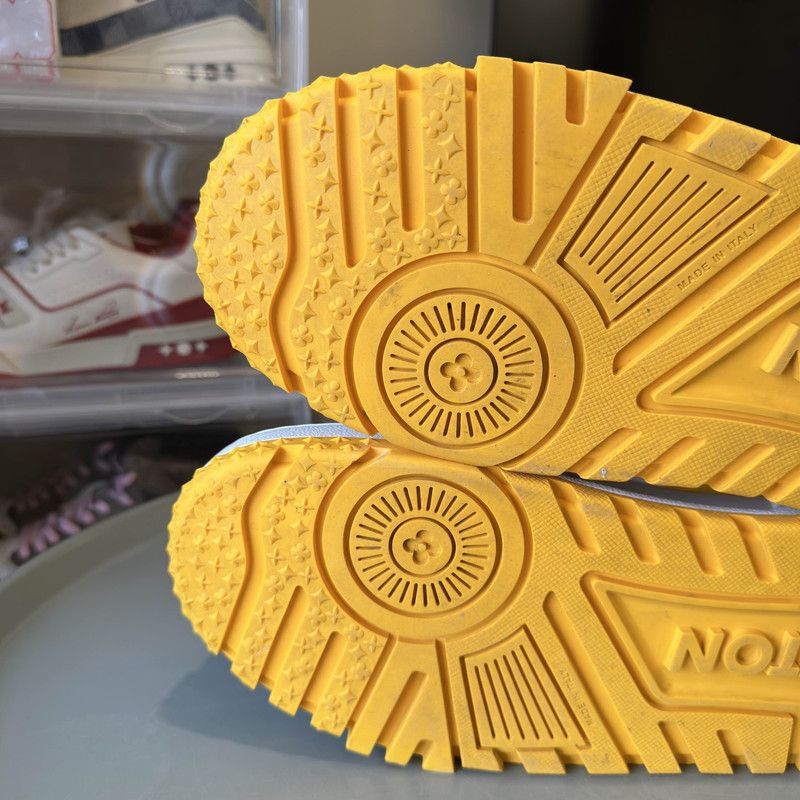 Louis Vuitton Louis Vuitton Trainer Maxi Low-Top Sneakers 0079 Size US 11 / EU 44 - 6 Thumbnail