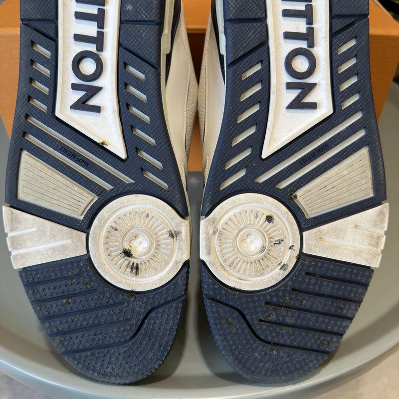 Louis Vuitton Louis Vuitton Low-top Stylish Trainers for Men and Women 0079 Size US 8.5 / EU 41-42 - 6 Thumbnail