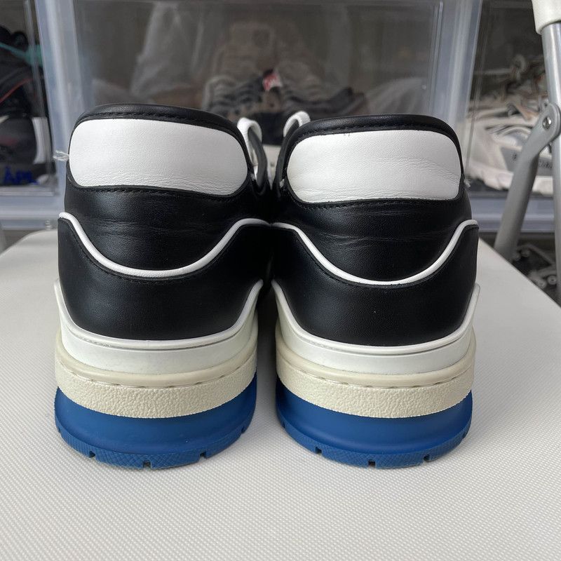 Louis Vuitton Louis Vuitton Stylish Low-Top Trainers for Men 0079 Size US 11 / EU 44 - 3 Thumbnail