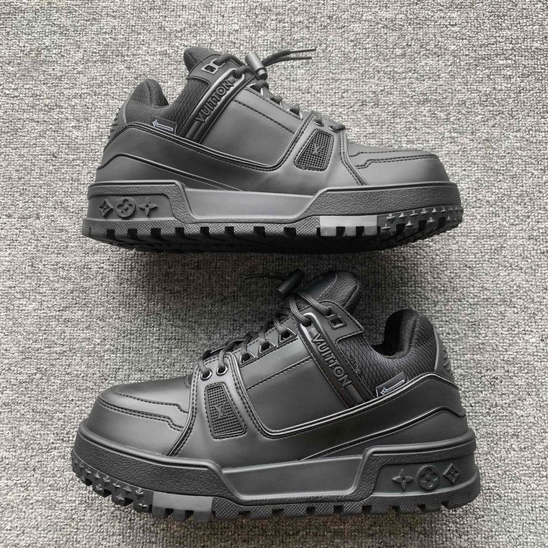 Louis Vuitton Louis Vuitton Black Low-Top Ski Sneakers 0079 Size US 8.5 / EU 41-42 - 8 Thumbnail