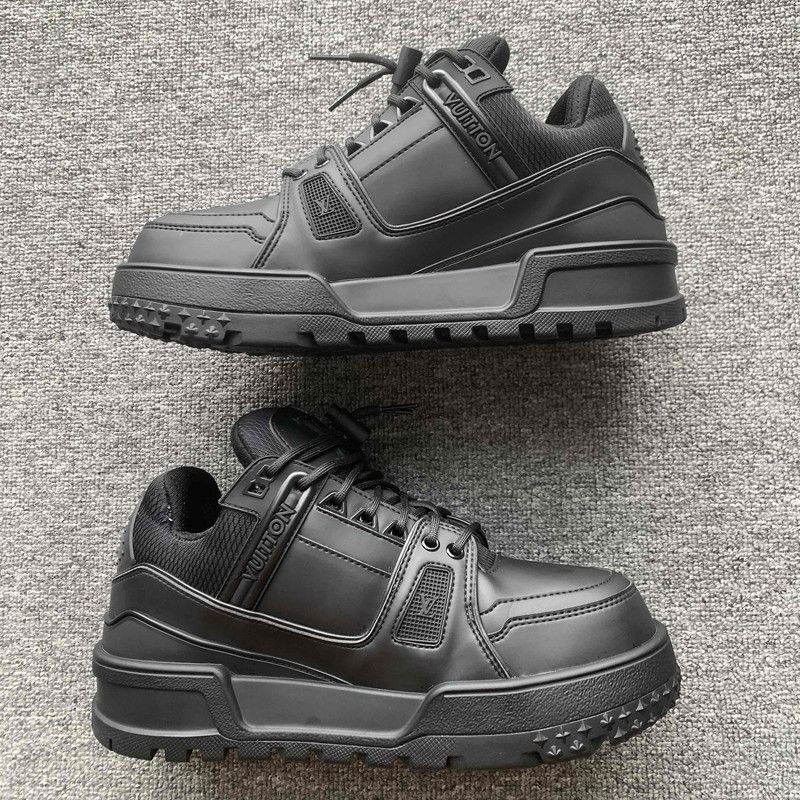 Louis Vuitton Louis Vuitton Black Low-Top Ski Sneakers 0079 Size US 8.5 / EU 41-42 - 7 Thumbnail