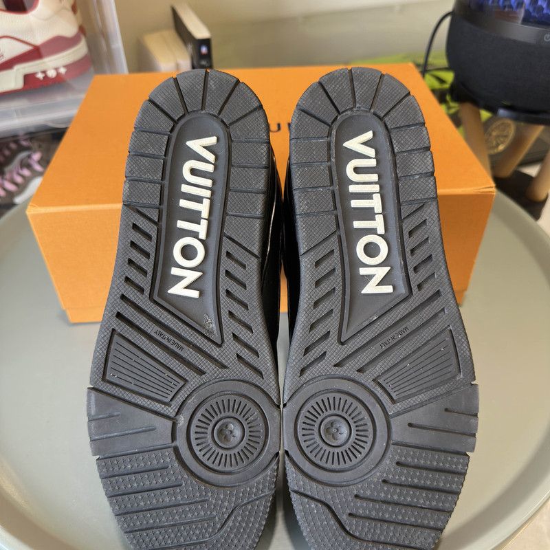 Louis Vuitton Louis Vuitton Trainer Black Leather Low-Top Sneakers 0079 Size US 8.5 / EU 41-42 - 4 Thumbnail