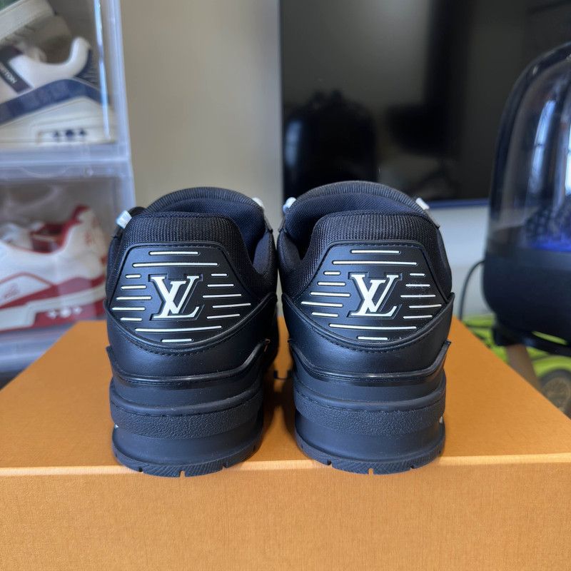 Louis Vuitton Louis Vuitton Trainer Black Leather Low-Top Sneakers 0079 Size US 8.5 / EU 41-42 - 3 Thumbnail