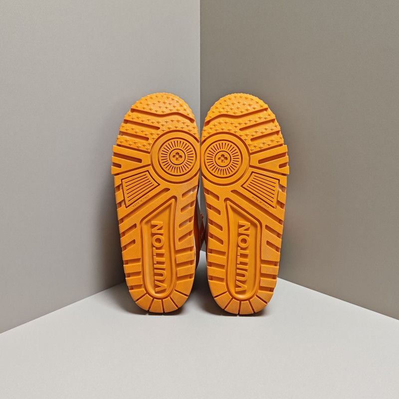 Louis Vuitton Louis Vuitton Trainer Maxi Low-Top Fashion Sneakers 0079 Size US 10.5 / EU 43-44 - 4 Thumbnail