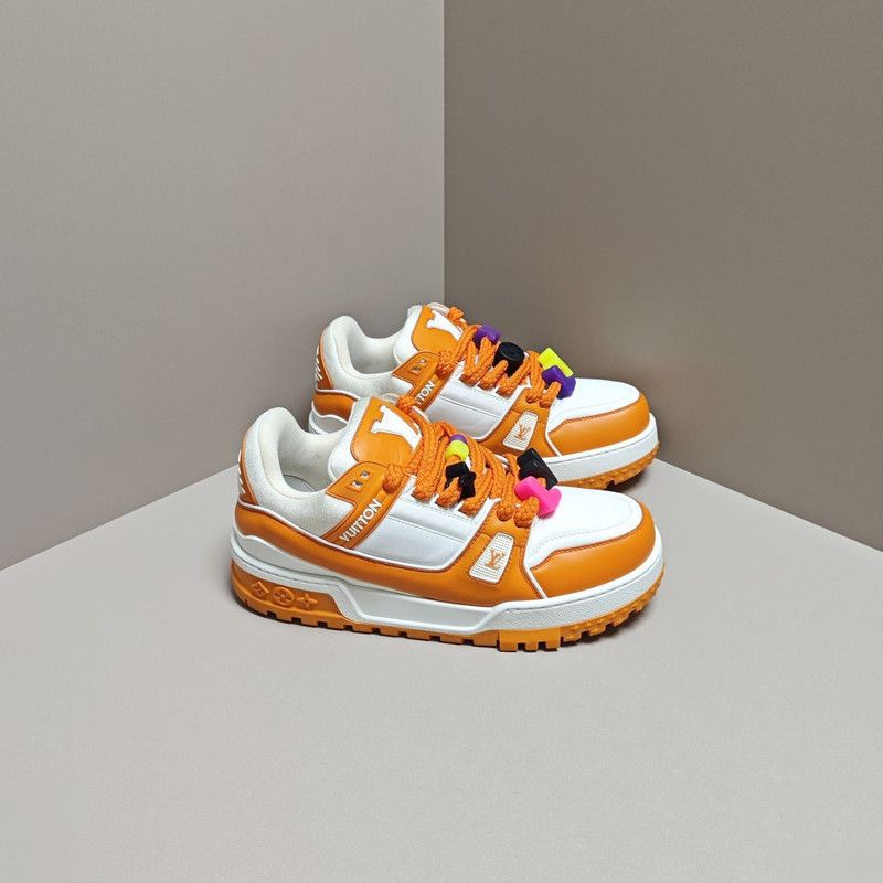 Louis Vuitton Louis Vuitton Trainer Maxi Low-Top Fashion Sneakers 0079 Size US 10.5 / EU 43-44 - 7 Thumbnail