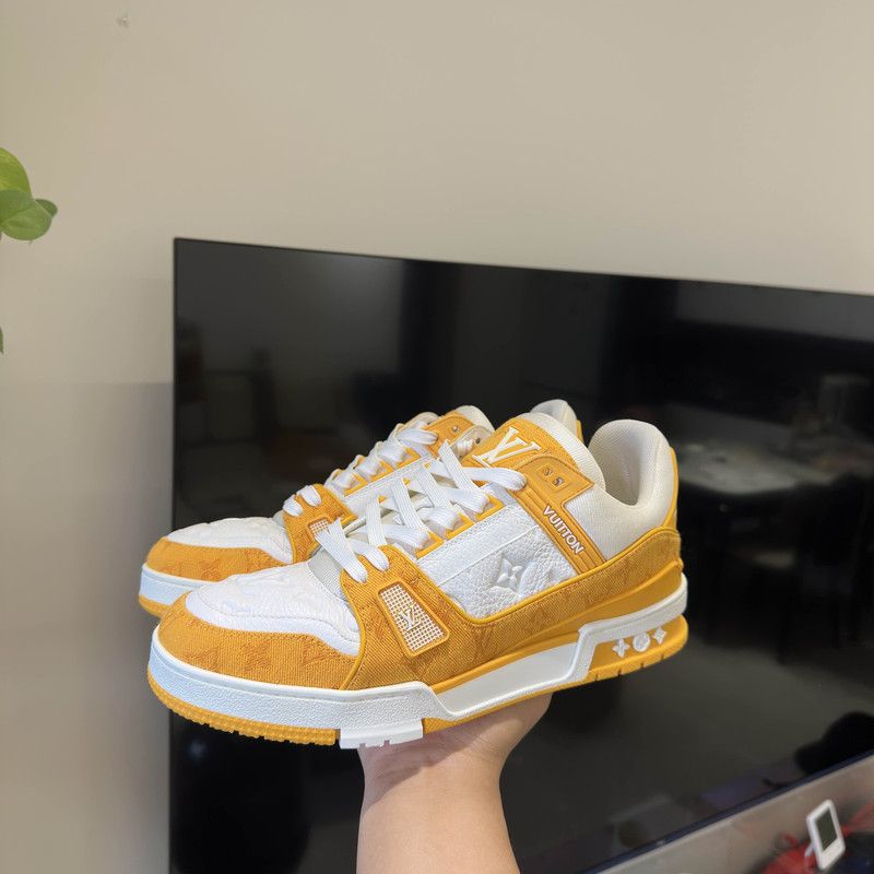 Louis Vuitton Louis Vuitton Yellow and White Low-top Casual Sneakers 0079 Size US 8.5 / EU 41-42 - 12 Thumbnail