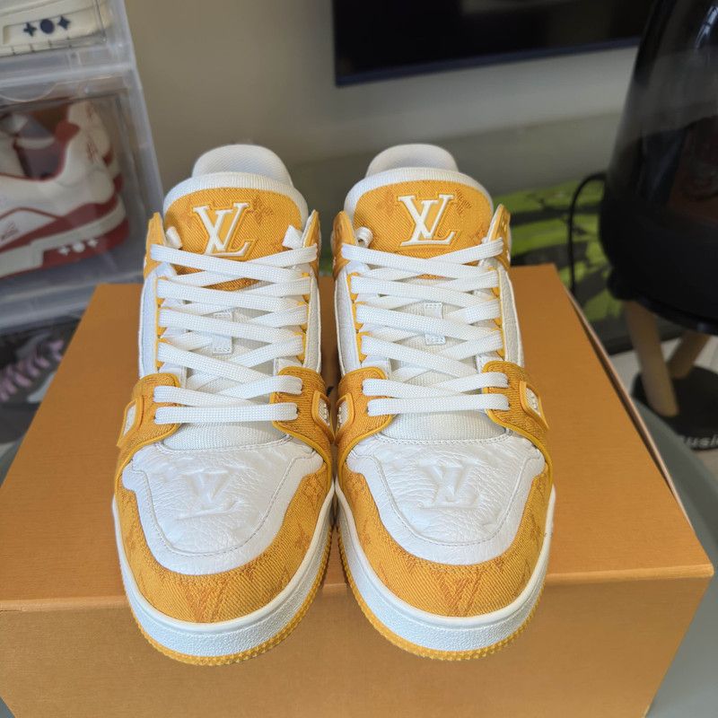 Louis Vuitton Louis Vuitton Yellow and White Low-top Casual Sneakers 0079 Size US 8.5 / EU 41-42 - 2 Thumbnail