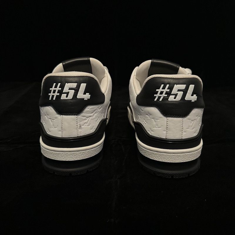Louis Vuitton Louis Vuitton Trainer Low-Top Fashion Sneakers 0079 Size US 9 / EU 42 - 3 Thumbnail
