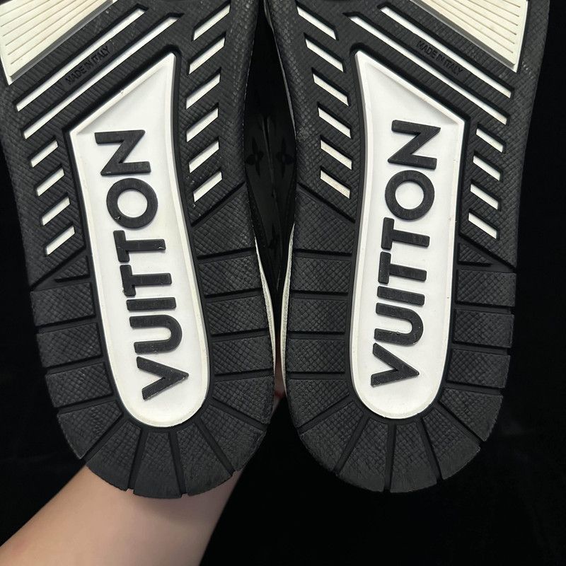 Louis Vuitton Louis Vuitton Trainer Low-Top Fashion Sneakers 0079 Size US 9 / EU 42 - 7 Thumbnail