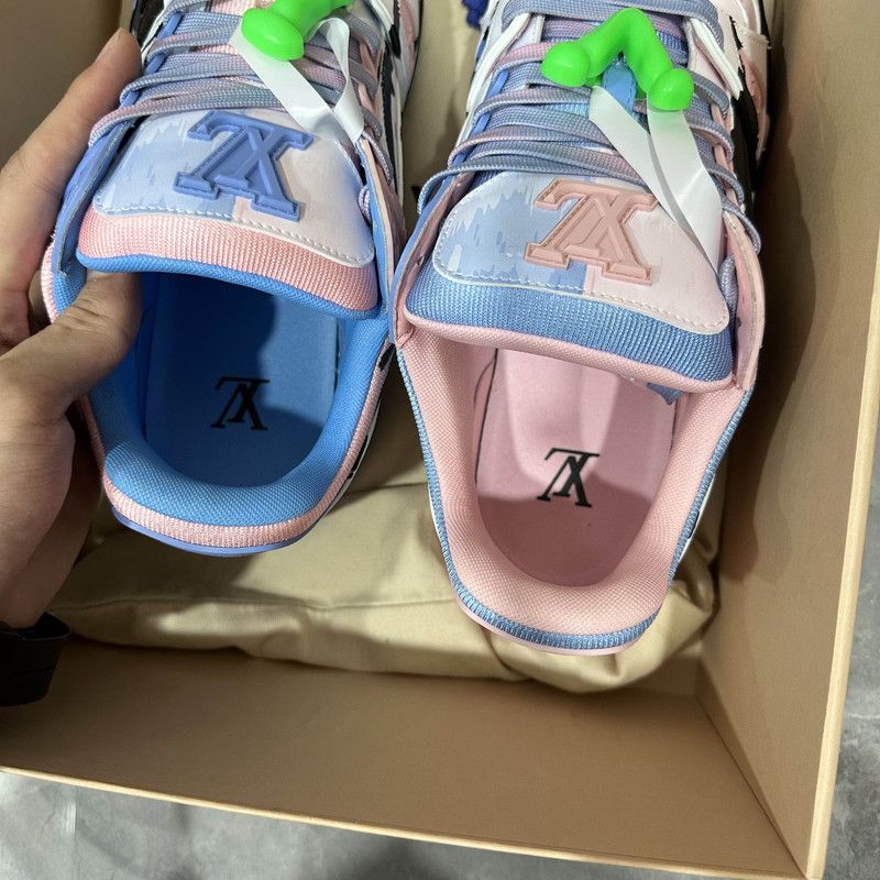 Louis Vuitton Louis Vuitton Trainer Artistic Collaboration Sneakers 0079 Size US 8 / EU 41 - 8 Thumbnail