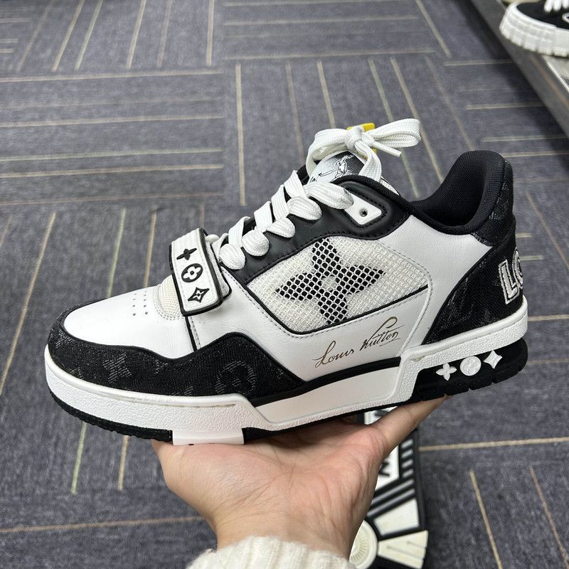 Louis Vuitton Louis Vuitton Trainer Black and White Sneakers 0079 Size US 7.5 / EU 40-41 - 6 Thumbnail