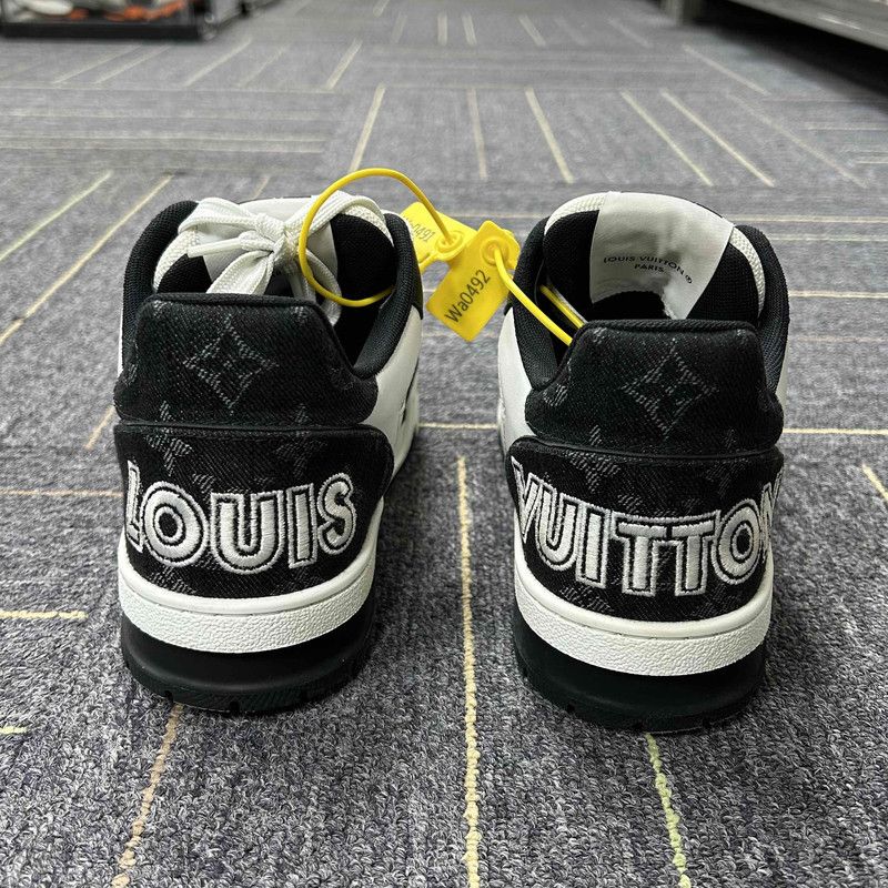 Louis Vuitton Louis Vuitton Trainer Black and White Sneakers 0079 Size US 7.5 / EU 40-41 - 3 Thumbnail