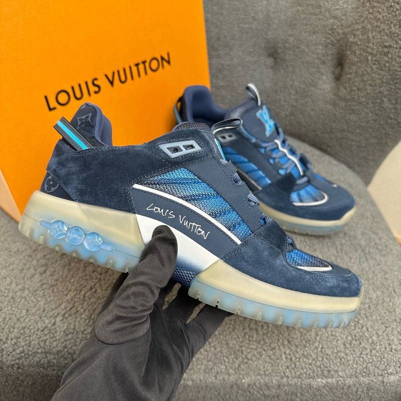 Louis Vuitton Louis Vuitton Blue Low-Top Athletic Sneakers for Men 0079 Size US 8 / EU 41 - 7 Thumbnail