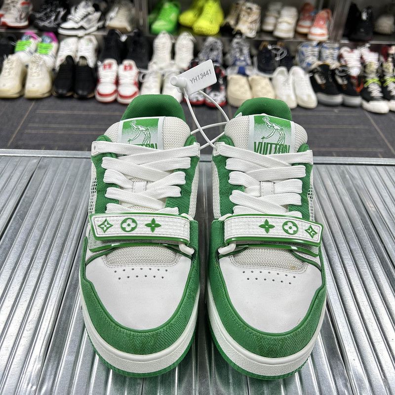 Louis Vuitton Louis Vuitton Stylish Low-top Trainer Sneakers 0079 Size US 6.5 / EU 39-40 - 2 Thumbnail