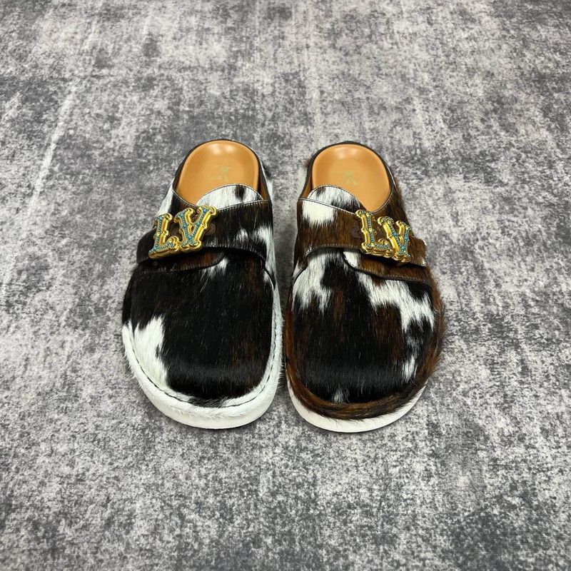 Louis Vuitton Easy Black Leather Slip-On Mules 0079