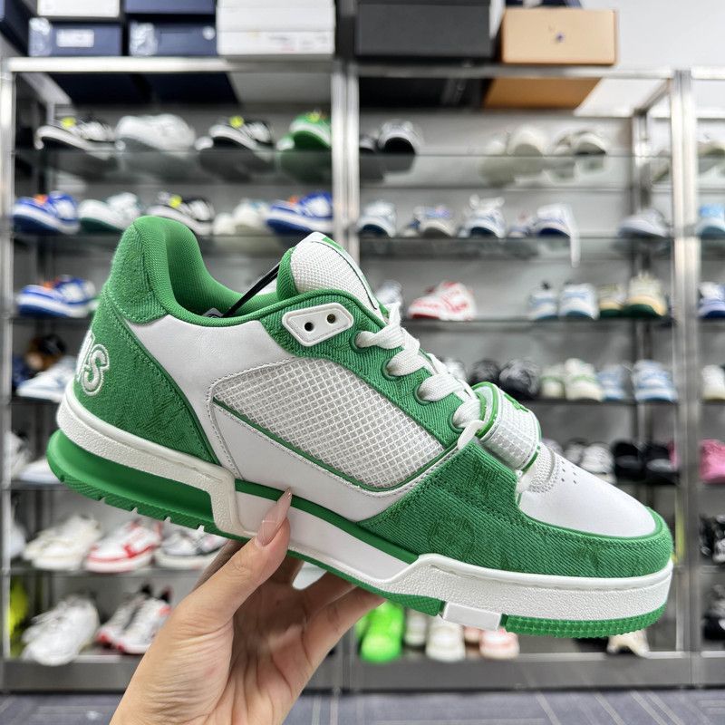 Louis Vuitton Louis Vuitton Stylish Green and White Trainer Sneakers 0079 Size US 8 / EU 41 - 7 Thumbnail