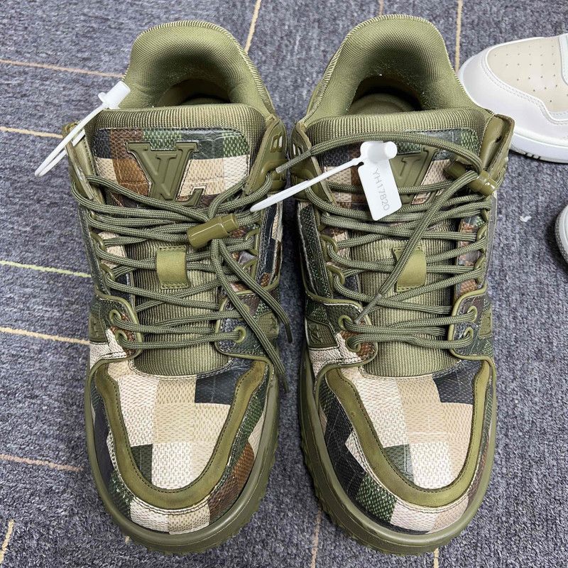 Louis Vuitton Louis Vuitton Trainer Maxi Green Low-Top Sneakers 0079 Size US 9.5 / EU 42-43 - 2 Thumbnail