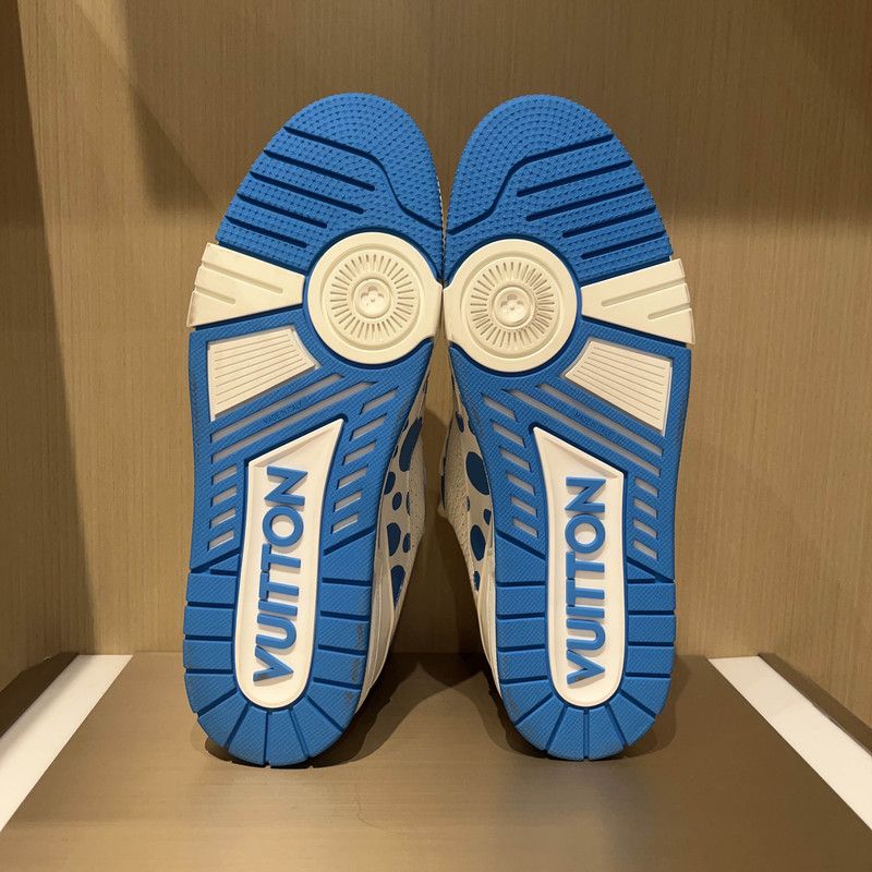 Louis Vuitton Yayoi Kusama x Louis Vuitton Polka Dot Trainers 0079 Size US 10.5 / EU 43-44 - 4 Thumbnail