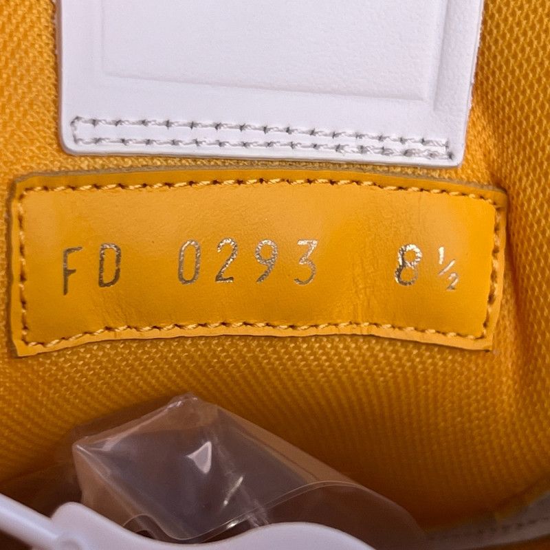 Louis Vuitton Louis Vuitton Classic Signature Low-Top Sneakers 0079 Size US 9.5 / EU 42-43 - 5 Thumbnail