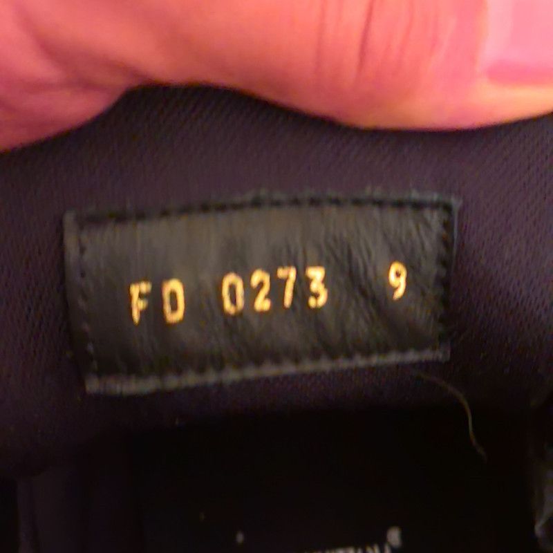Louis Vuitton Louis Vuitton Trainer Low-Top Sneakers in Black 0079 Size US 9.5 / EU 42-43 - 5 Thumbnail