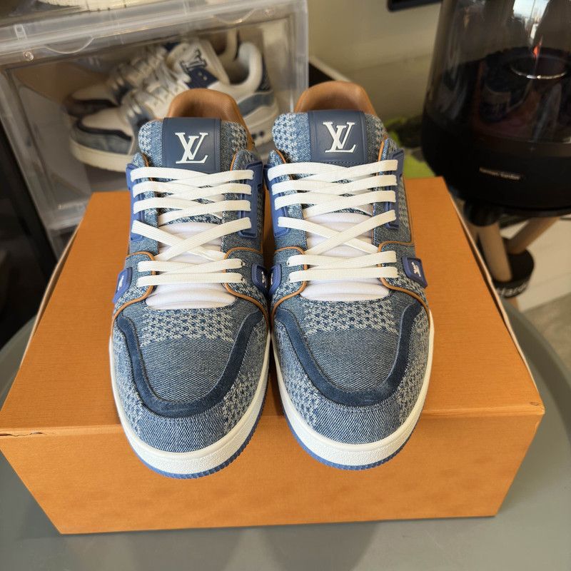 Louis Vuitton Louis Vuitton Trainer Leather Low-Top Sneakers 0079 Size US 9.5 / EU 42-43 - 2 Thumbnail