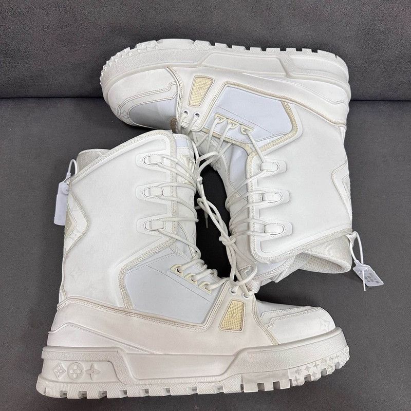 Louis Vuitton Louis Vuitton White Trainer Snow Boots for Men 0079 Size US 9.5 / EU 42-43 - 7 Thumbnail