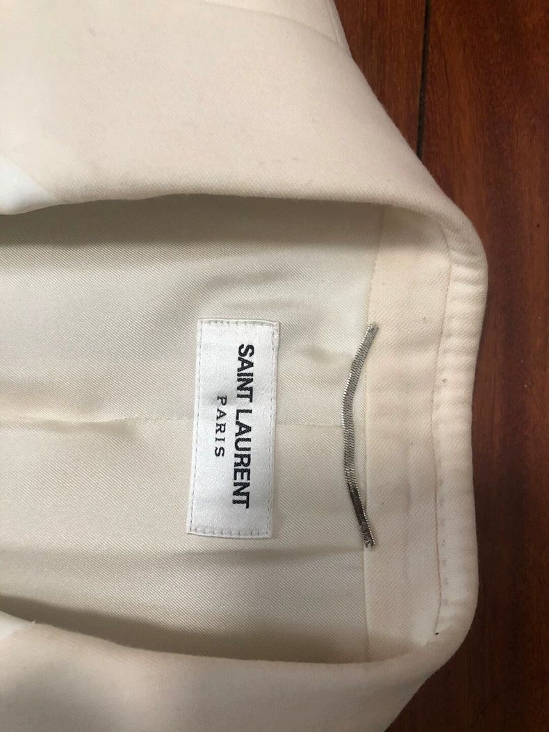 Saint Laurent Paris Elegant White Smoking Jacket from Saint Laurent Size US L / EU 52-54 / 3 - 2 Thumbnail
