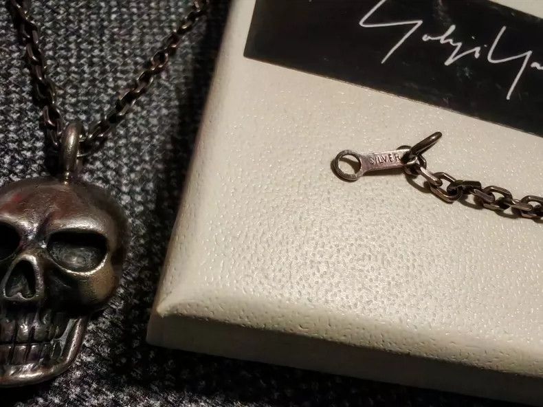 Loro Piana Yohji Yamamoto Silver Skull Pendant Necklace Size ONE SIZE - 4 Thumbnail