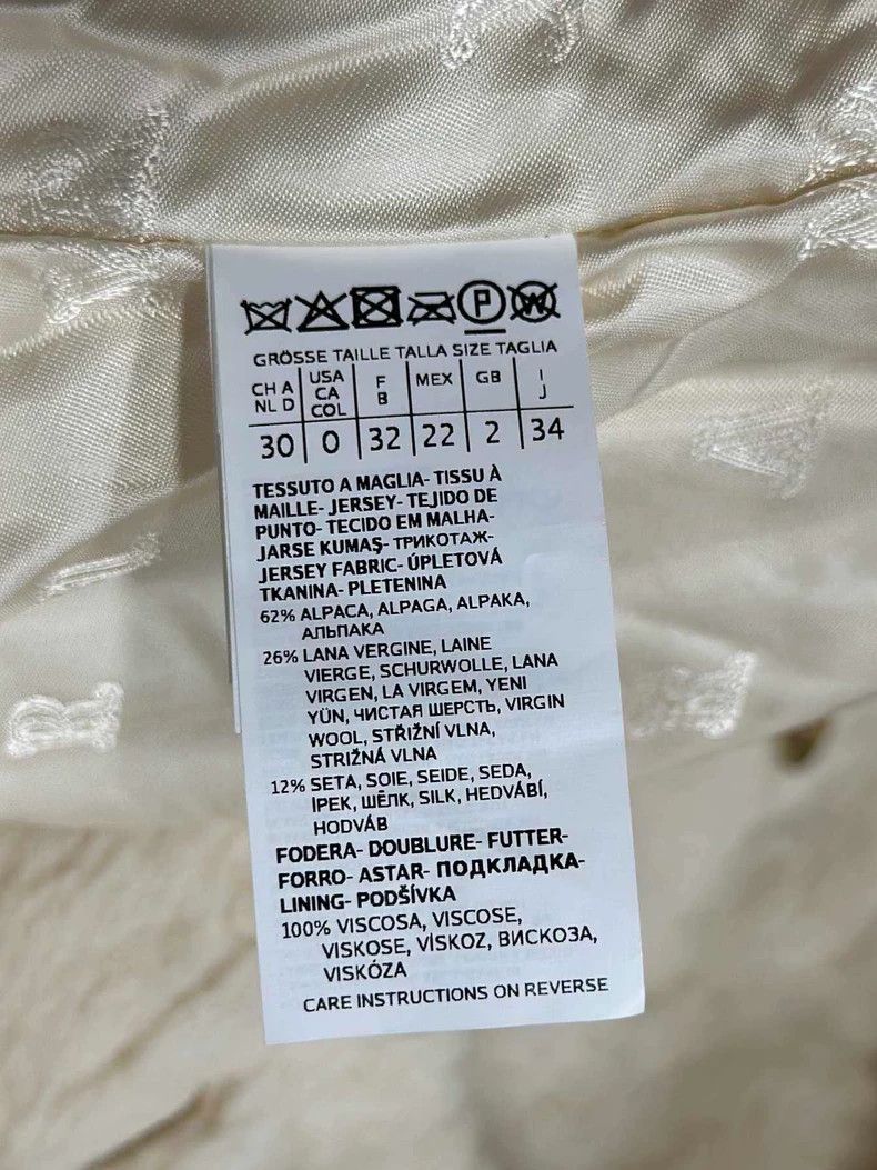 Max Mara white short teddy coat by MaxMara-dmc Size US S / EU 44-46 / 1 - 5 Thumbnail