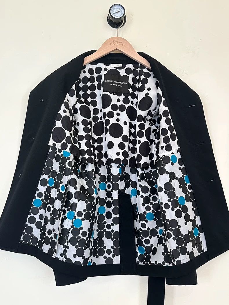 Comme des Garcons comme des garçons polka dot belted coat Size US S / EU 44-46 / 1 - 3 Thumbnail