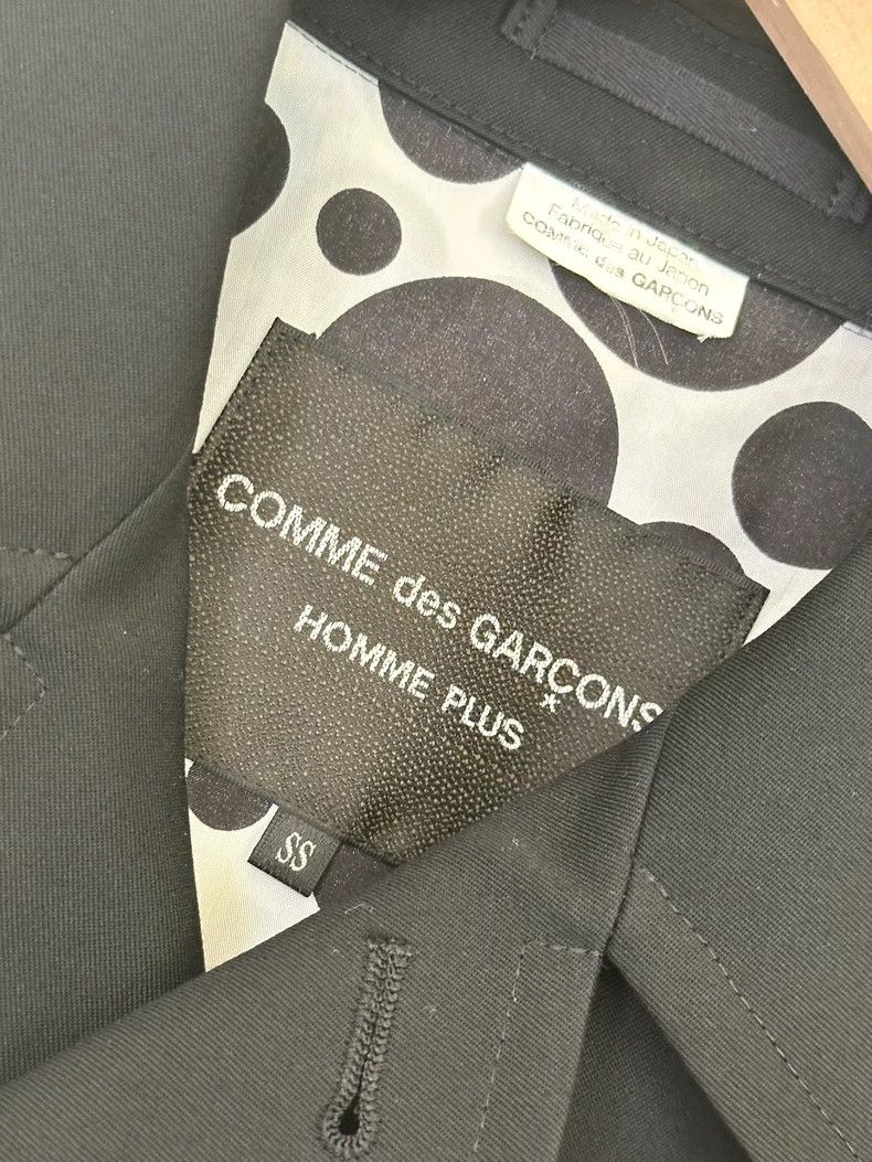 Comme des Garcons comme des garçons polka dot belted coat Size US S / EU 44-46 / 1 - 5 Thumbnail