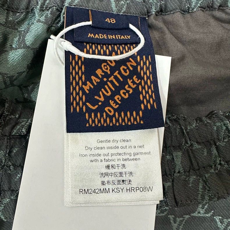 Louis Vuitton louis vuitton logo print silk shorts Size US 31 - 5 Thumbnail