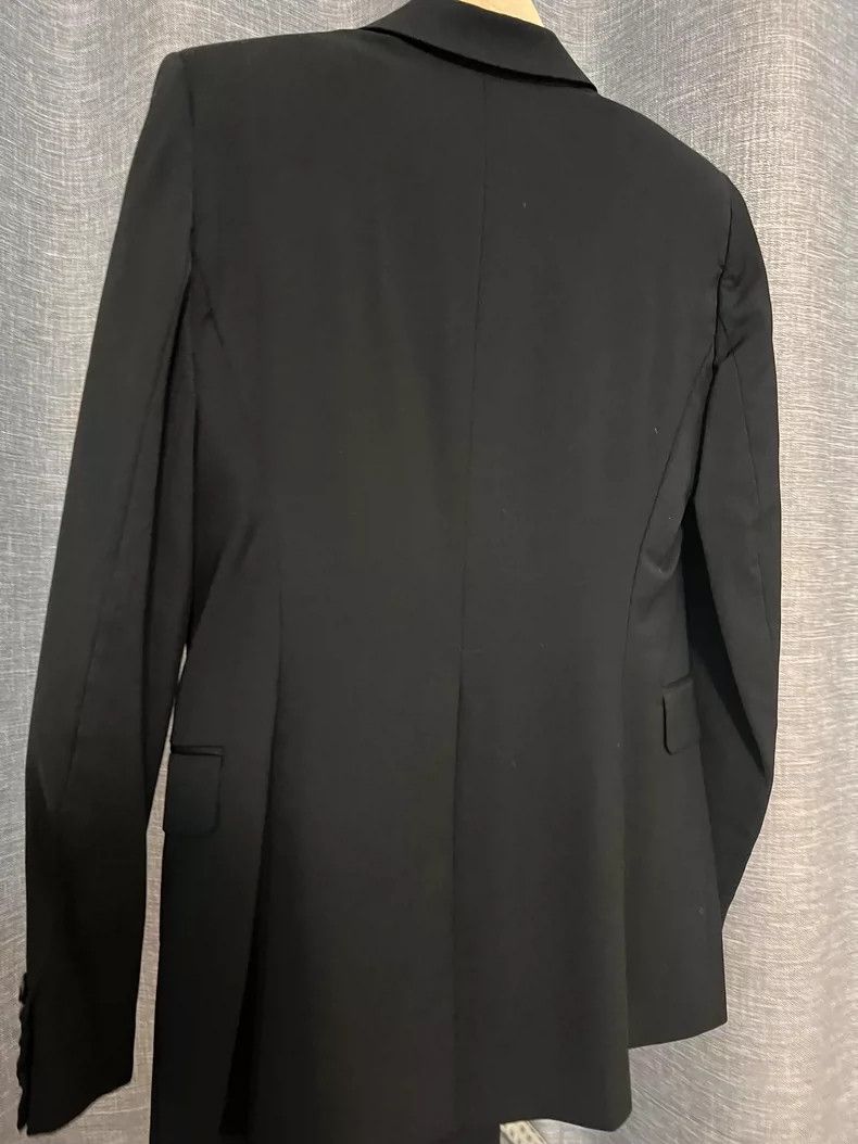 Yves Saint Laurent black tailored blazer from Saint Laurent Size US M / EU 48-50 / 2 - 2 Thumbnail