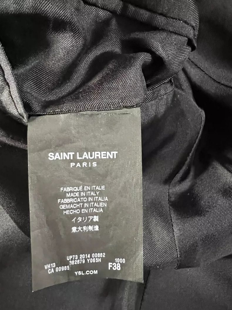 Yves Saint Laurent black tailored blazer from Saint Laurent Size US M / EU 48-50 / 2 - 4 Thumbnail