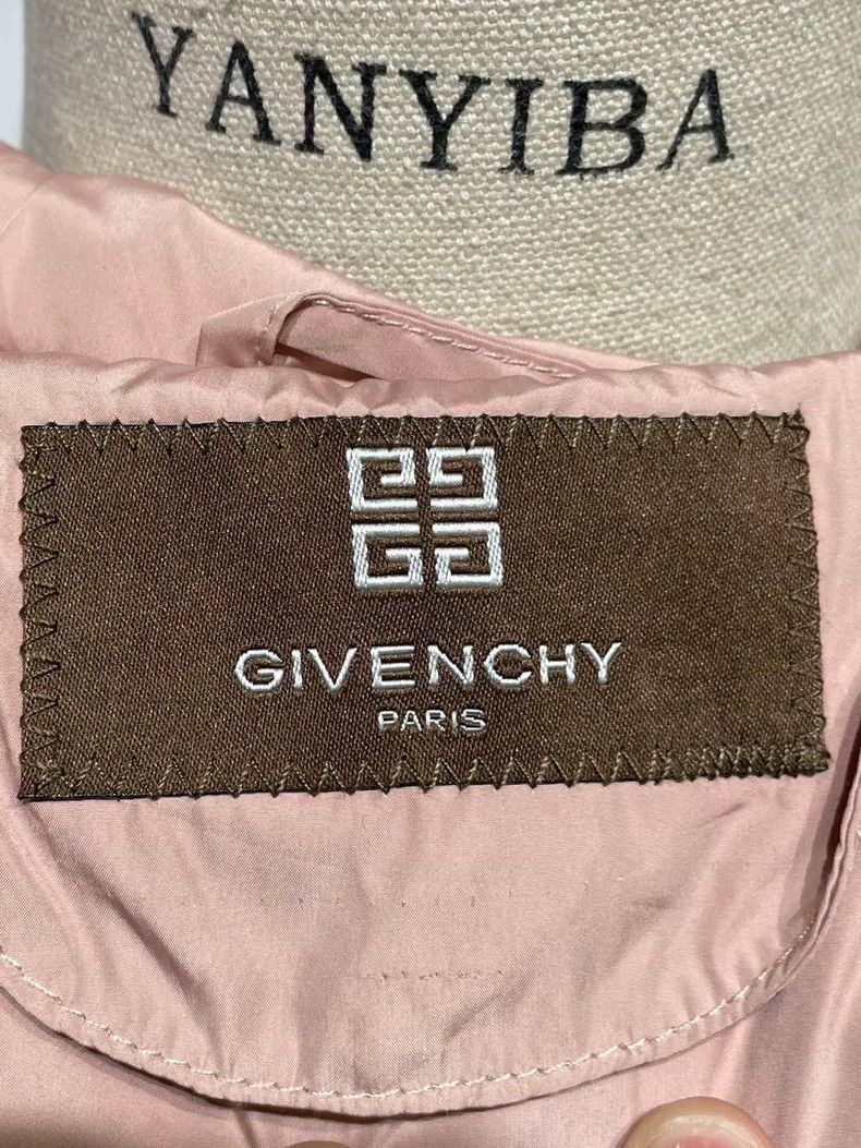 Givenchy givenchy pink hooded quilted down jacket Size US M / EU 48-50 / 2 - 8 Thumbnail